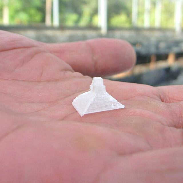 バリ島の完全天日塩 TEJAKULA（ピラミッド）